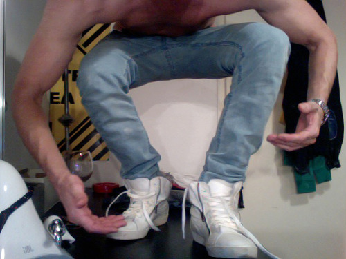 lxscivious:  ▼Explicit Pale▲