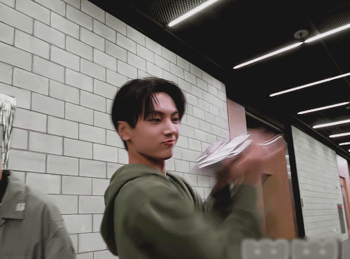 JAYWON :: Self-Congratulatory Live @ The Show