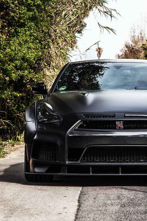 fullthrottleauto:    Prior-Design Nissan GT-R PD750 Widebody (R35) ‘2014  