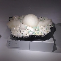leighsmith:  Some minerals from my trip to the Harvard Museum of Natural History 