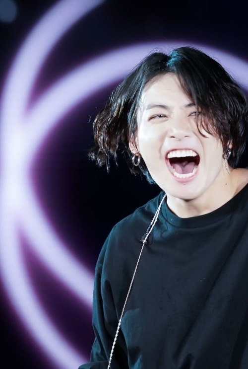 Jungoo On Stage, But Its Peak Happiness Mode: A Thread. (1/n)