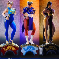 ladychunli68:Chun-Li statues by pcstoys I