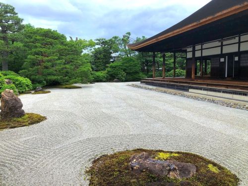 建仁寺庭園 大雄苑・潮音庭 [ 京都市東山区 ] Kennin-ji Temple Honbo Garden, Gion, Kyoto の写真・記事を更新しました。 ーー京都最初の禅寺に、“植熊” #