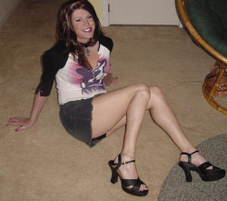 babes-crossdressing:  Cross Dressers Porn