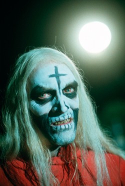 villainsandvictims:  House Of 1,000 Corpses (2003)I’m the one who brings the Christmas candy. Now tell me, who’s your daddy? I’m the one who brings the devil’s brandy. I’m the one who beats you when you’re bad. And I’m the one who loves