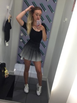 kitten-chloe:  jewfoundglory:  kitten-chloe:  Slayed the ombre tennis skirt too of course  Seriously I saw you in this on IG and I was like that skirt… is so awesome I hope you bought it  I totally bought it!!!!!!!