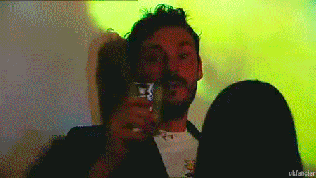 ukfancier-blog: Dan only looks happy and triumphant when he’s pulling one over on Nathan Barley.