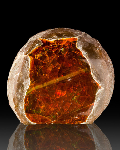 mineralists:Beautiful Ethiopian Fire Opal!
