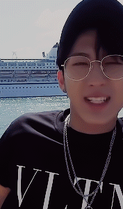 luvknow:❝ hey, google: why is seo changbin so cute? ❞ | because his smile makes your heart do a mill