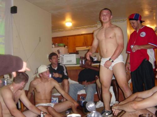 muskybro:  bro smell in the air 