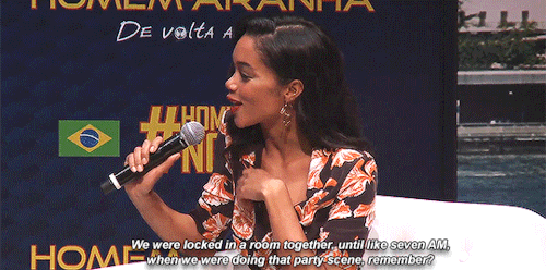 gounderoos:Q: Do you have a funny moment from the set?