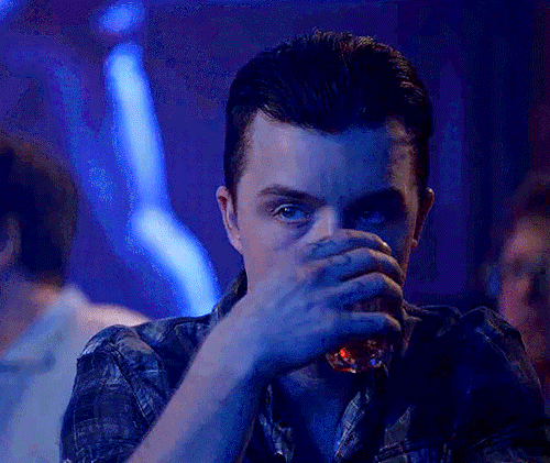 NOEL FISHER As MICKEY MILKOVICH ╰┈➤ SHAMELESS SEASON 4