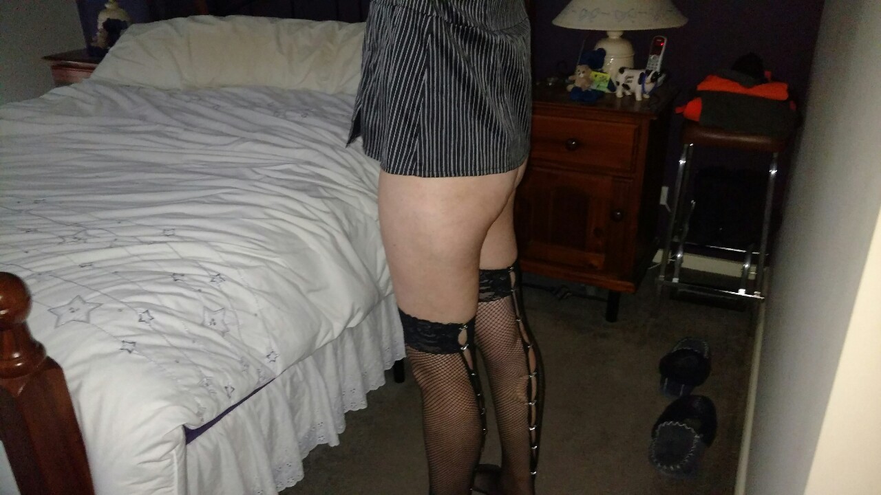 aussiecuck88:  Anniversary pics of wife