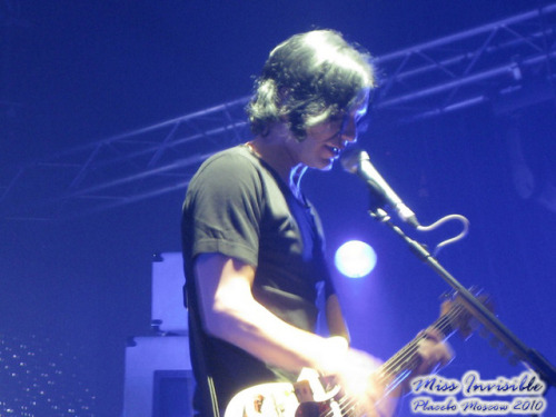 Brian Molko, Placebo live in Moscow (20-09-2010). P.S. That show was canceled after six so