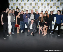 xmenmovies:  The X-Men: Apocalypse cast celebrates a great weekend at San Diego Comic-Con with Hugh Jackman and director Bryan Singer.