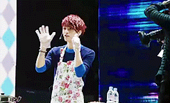 jaejoongies:   jae doing gwiyomi @ nanjing mini-concert/fanmeet aka goodbye life ｡：ﾟ(｡ﾉω＼｡)ﾟ･｡