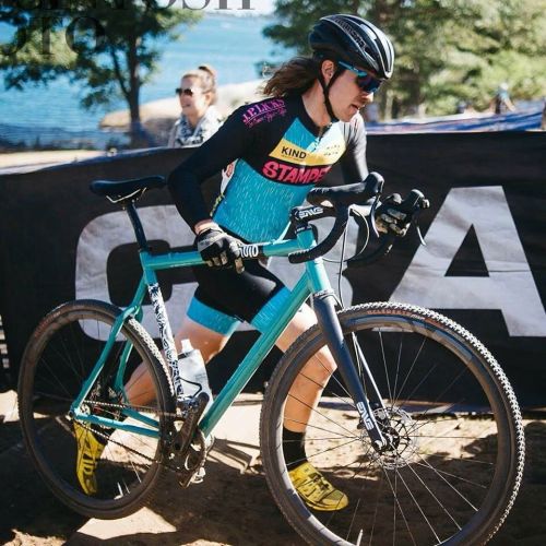 pedalitout:  Did you know that Squids can run a single speed with a @beercomponents bottom bracket &