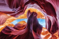 staceythinx:  Photographer Alex Mironyuk’s amazing rock collection
