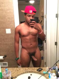 bootyman2013:  sexiboyz:  Sexi boi dick n