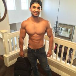 hotstudsdaily:  Luis Sierra (x) 