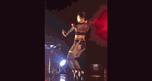 FKA Twigs voguing, you’re welcome.숨겨진 연꽃 스님