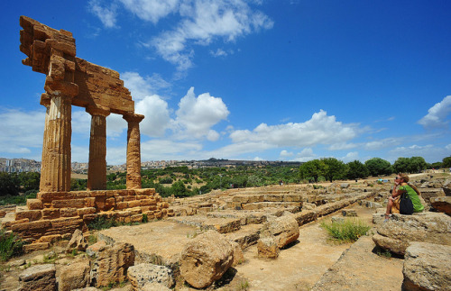 myhistoryblog:160 Valle dei Templi, Agrigento, Sicily by tango- on Flickr.