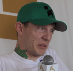 shelbibrianne:  “it’s not music if there’s no words.” 
