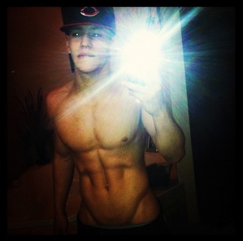 fitboys:  G-CRUISE - MEET FIT BOYS HERE OR WATCH THEM ONLINE HERE (18+ only)