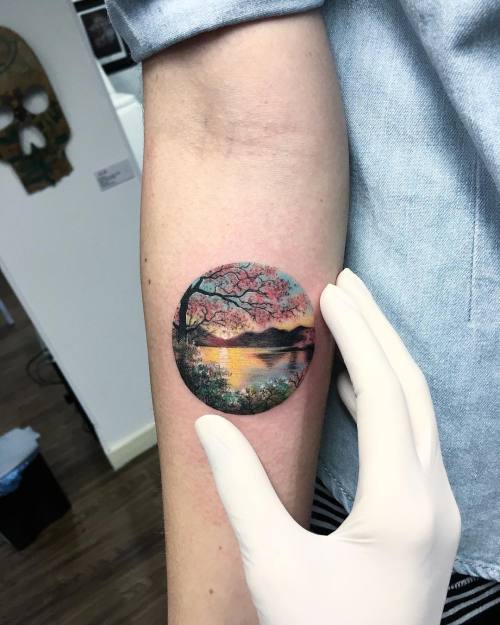 horsyunicorn: wnq-writers: Stunning Dreamlike Circular Tattoos by Eva Krbdk Istanbul-based artist Ev