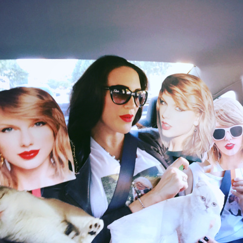 #fbf to when i rode with all the taylors to the @taylorswift concert but she was also our uber drive