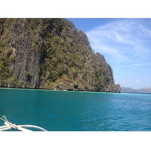 t-iki-oasis:  shades of blue and corals too Coron, Palawan, Philippines - my photo. please don’t cha