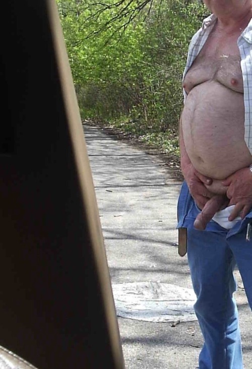 uncutbearsandchubs: I Love Big John!