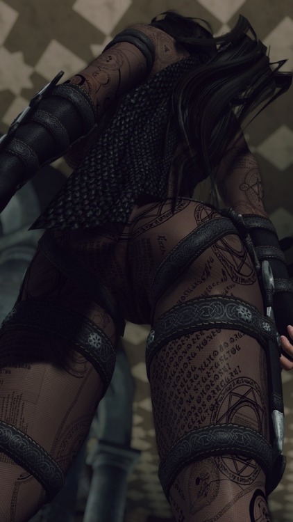 fgambler:Kira wearing Black Widow Armor by @gomaperopero.