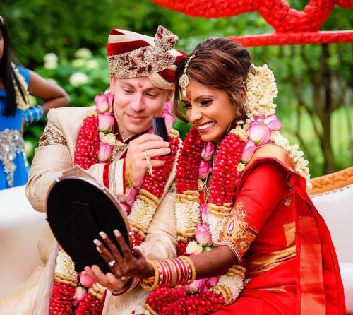 Gorgeous fusion couple @emphotography_1 Nisha &amp; Ryan&rsquo;s beautiful outdoor Hindu wedding. S