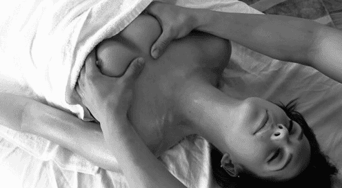 try-it-thrice:  I would kill for a massage. I’ve needed one for weeks and I think you’re just the man to give me one 😘😻