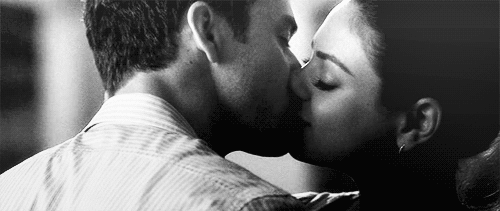 florpalma:  - ¿Por qué no hacen una película sobre lo que pasa después del beso