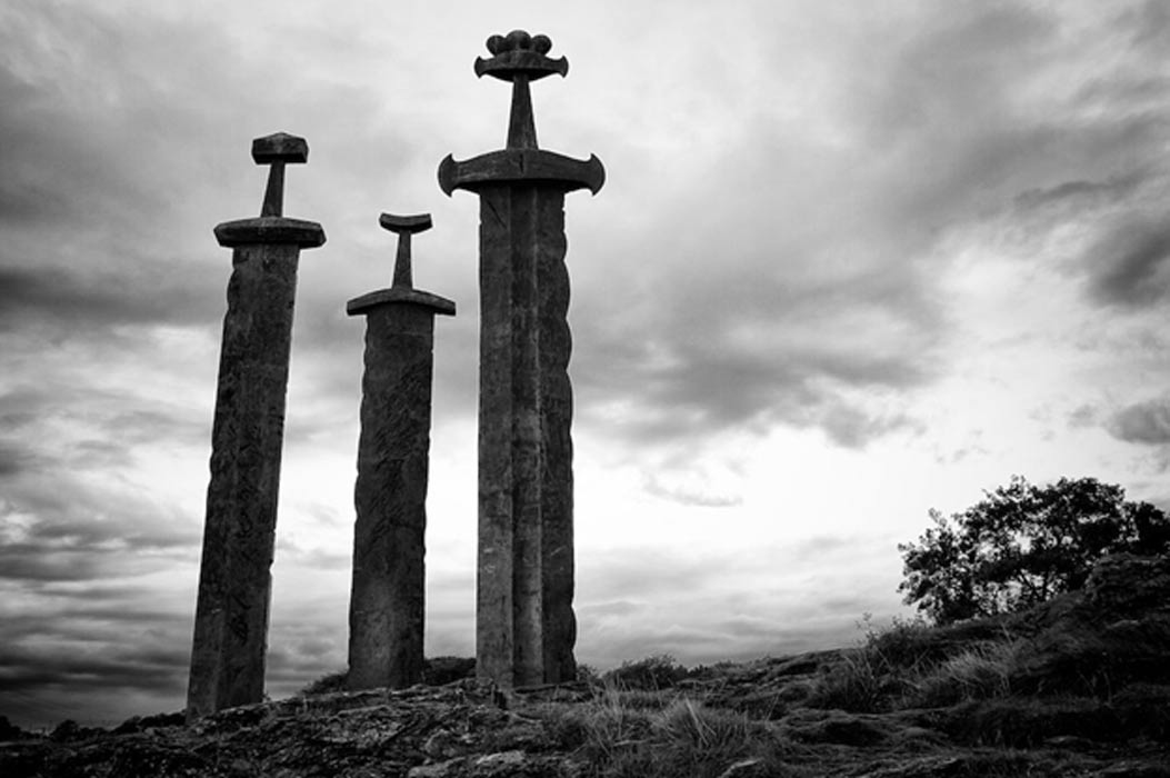 Bronze Swords of Hafrsfjord Tell a Legendary Tale of a Powerful King and a Great