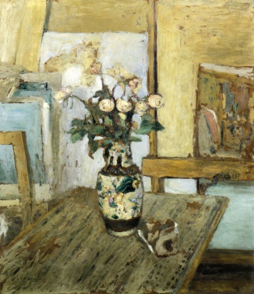 Vase of Flowers, 1903, Edouard VuillardMedium: oil,panel