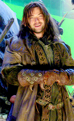 deanogorgeous-x:  the hobbit behind the scenes, Aidan Turner (Kili)  