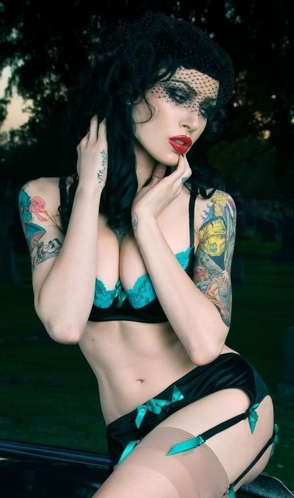  Micheline Pitt 