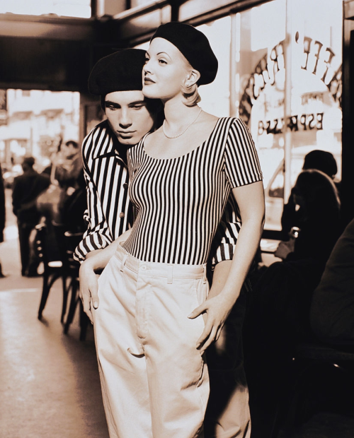 ohyeahpop:Drew Barrymore, Caffe Trieste, San Fransisco 1993 Photos by Matthew Rolston