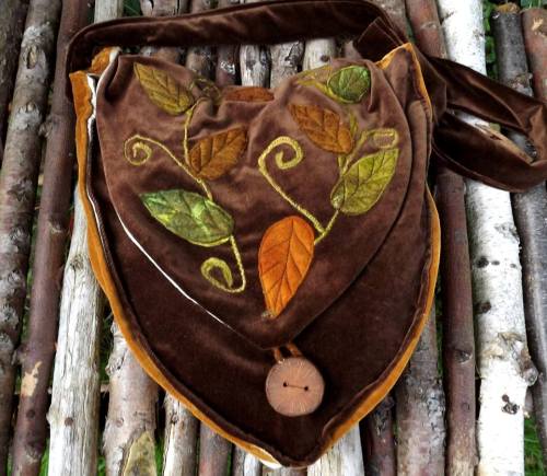 Beautiful Fairy &amp; Woodland accessories:https://www.etsy.com/uk/shop/folkowl
