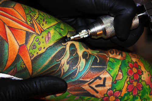 zerosympathy:  Bands, tats, girls and scenery here
