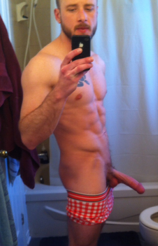 straightguynaked:    Straight Guys Naked | Hard Uncut | Men Masturbating | Big Dick