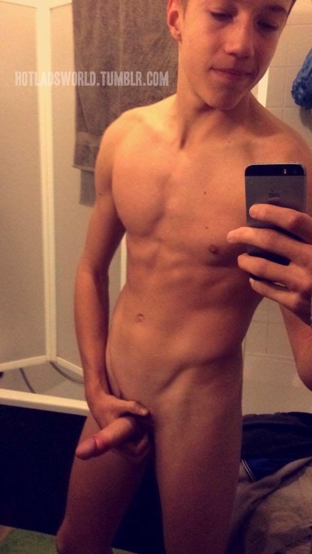 hotladsworld:  More of this guy here.