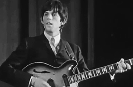 spiderman-and-co:  keith-richards: The Rolling Stones performing “It’s All Over