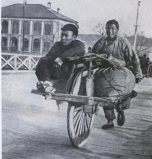 In China, the wheelbarrow was also used to carry passengers. There could be up to six adults or eigh