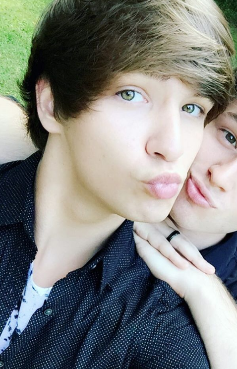 joeybowie:
“Hunter Herring
”