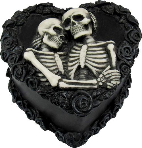 Skeleton Lovers Trinket Box - get it here☠️ Best blog for dark fashion and lifestyle ☠️ 