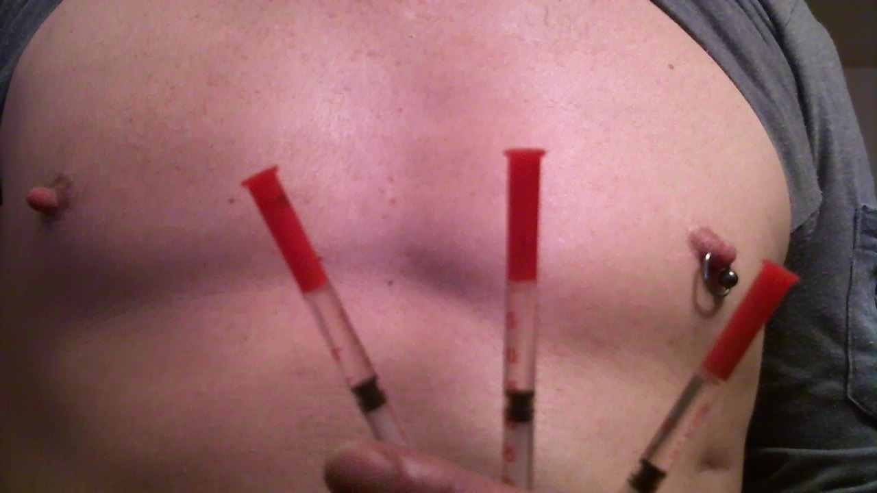 benslamsau666:  point-and-perv:  slammsaudus:  Hey alles fit bei dir ?  Looks like